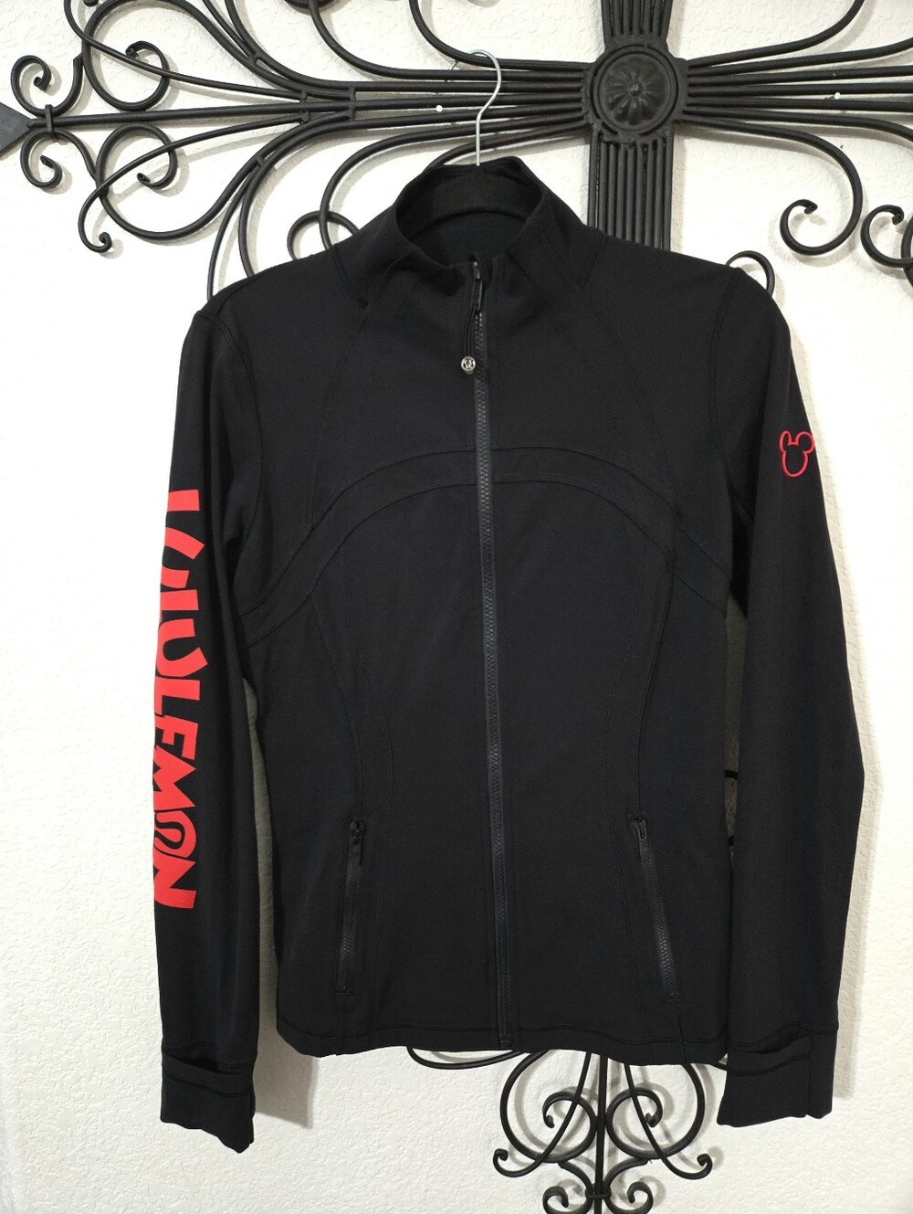 LULULEMON × DISNEY Define Jacket | 10